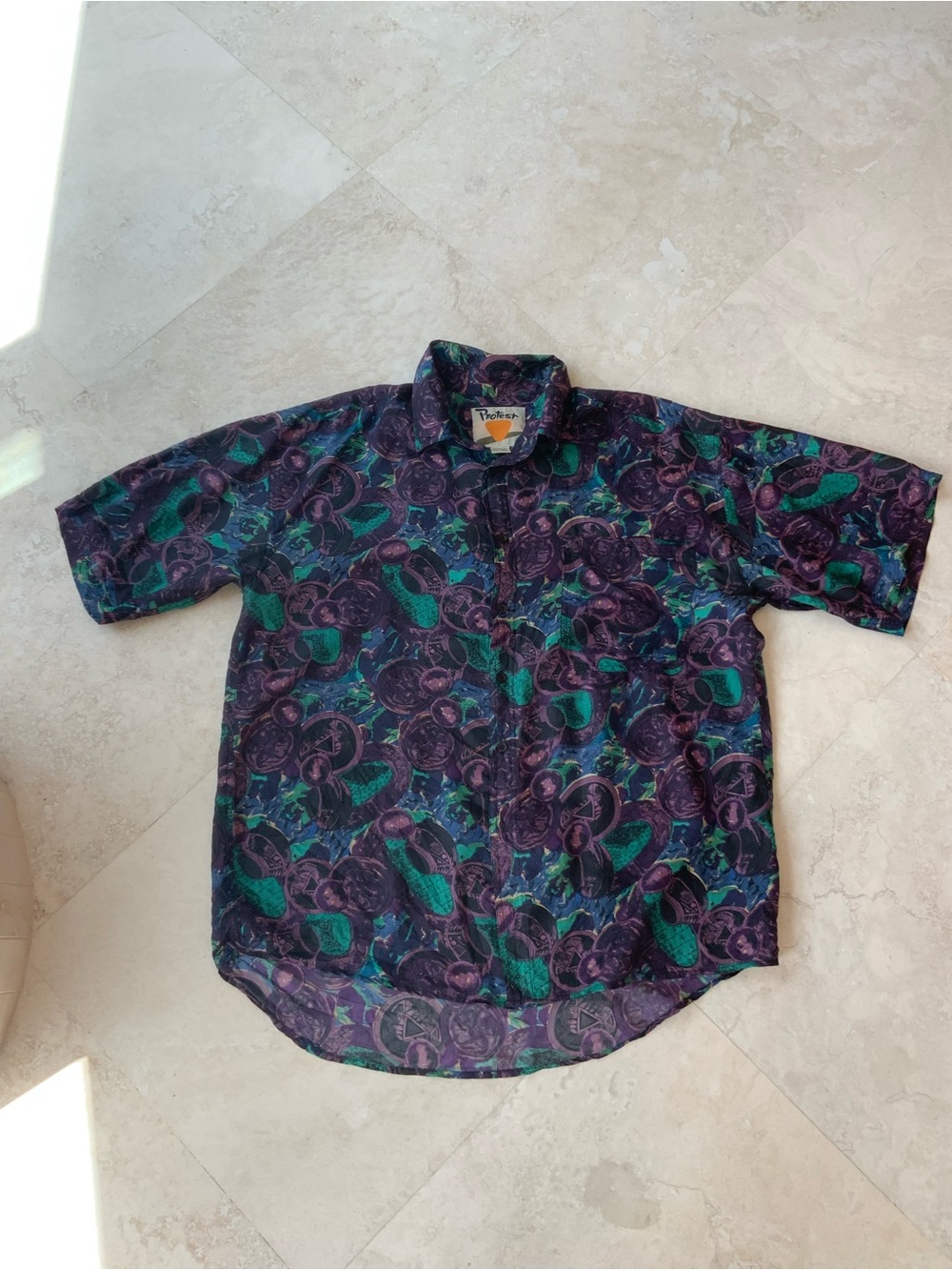 Vintage 80’s Men’s Silk Protest Aloha Shirt in Purple & Teal sz Medium